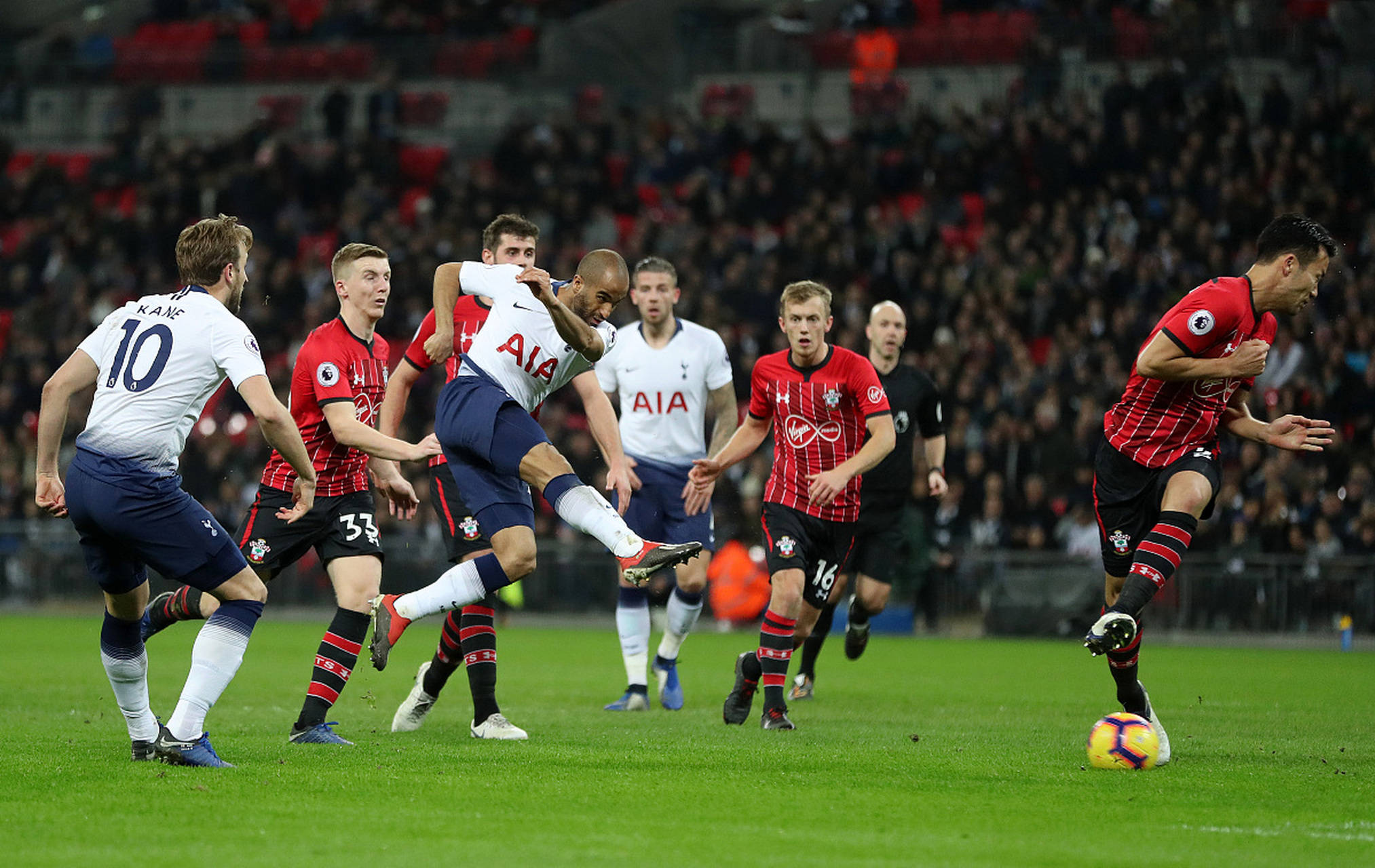 占据有利地 占据有利地