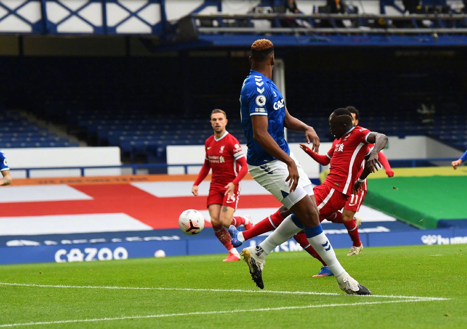 他提到孔帕 他提到孔帕